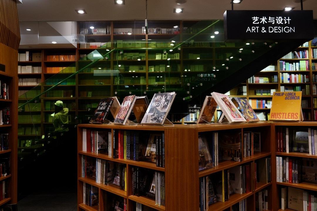 PAGE ONE 叶壹堂书店