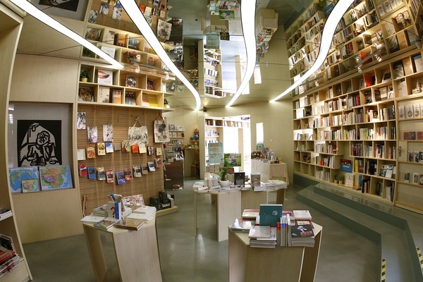 学而优艺术+书店
