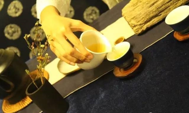静美茶艺