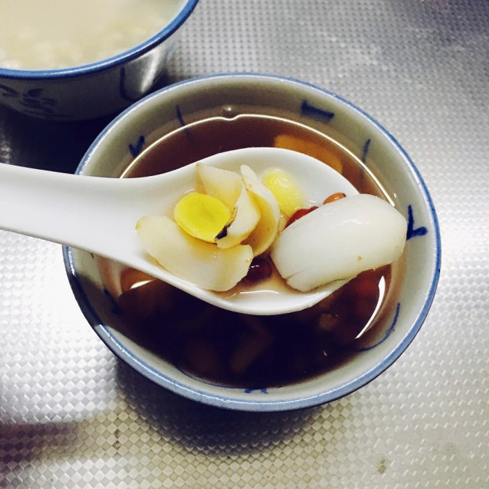 广场老牌豆花甜汤