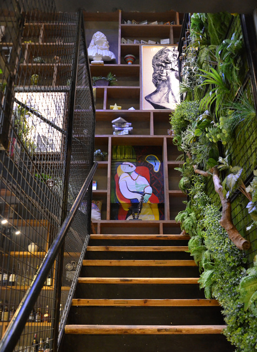 BOOK BAR 不课吧
