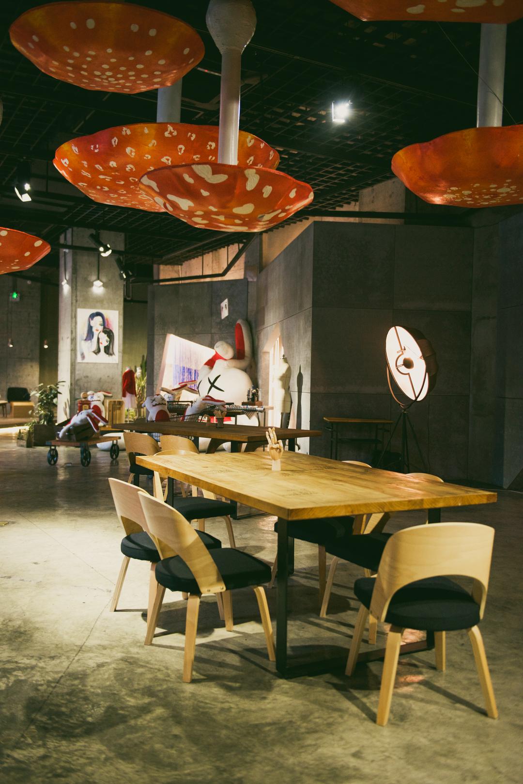 T.H.E.设计师概念店