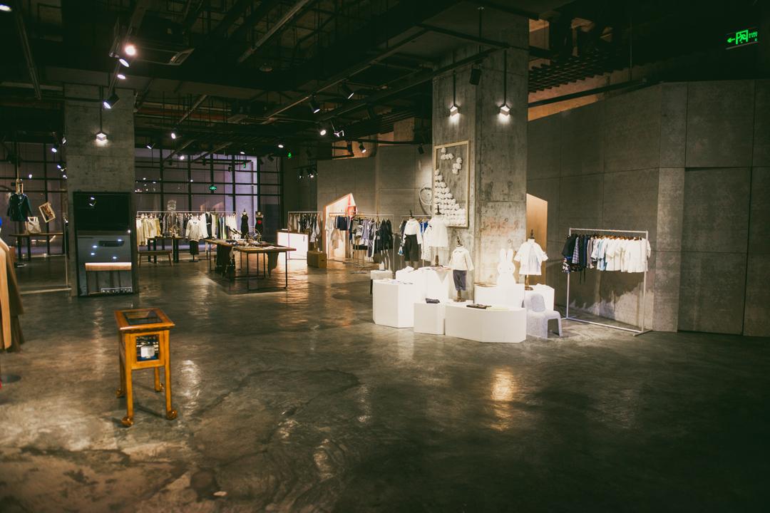 T.H.E.设计师概念店