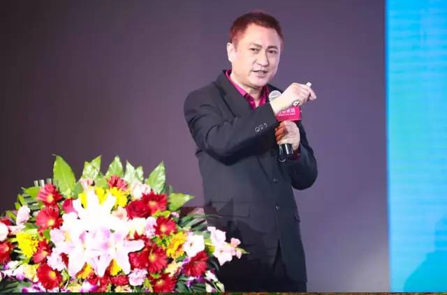2017壹方城特色小镇产业创新IP连接会暨第二届婚嫁特色小镇投资洽谈会