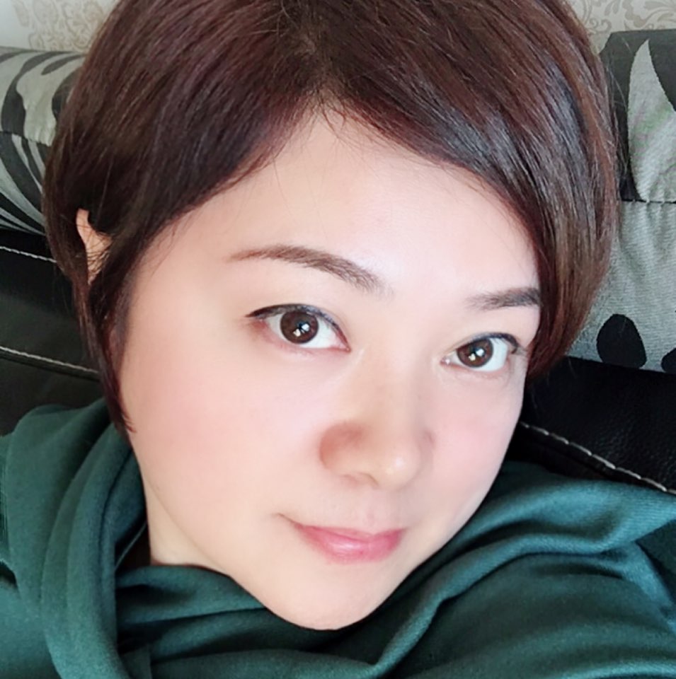 中国电视艺术家协会中联影视副主任张馨月照片