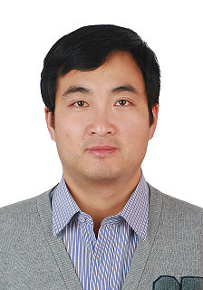 中国科学院新疆理化技术研究所研究员、博士生导师胡广志照片