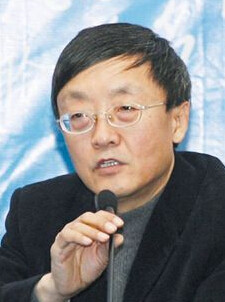 国务院发展研究中心宏观经济部主任张立群