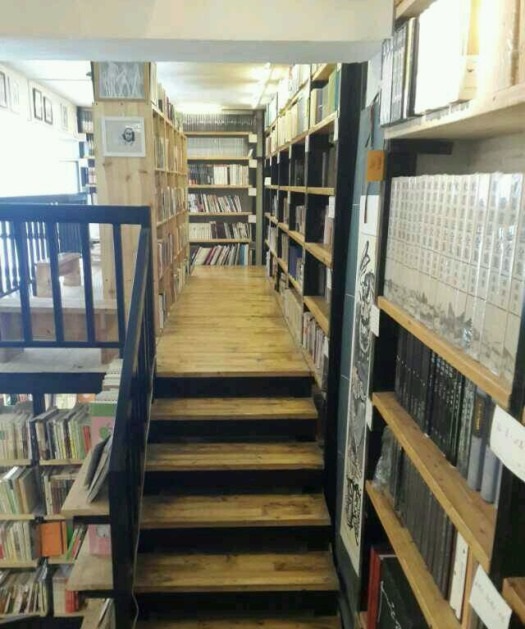 蜜蜂书店:个性有趣的新型书店