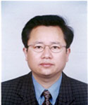 中南大学信息科学与工程学院院长邹北骥照片