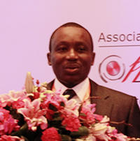 尼日利亚石油和能源总经理,Seun faluyi