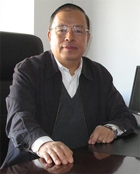 中国化学制药工业协会常务副会长潘广成照片