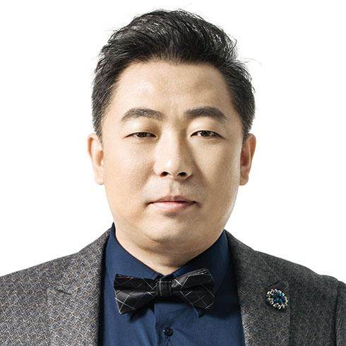 阅文集团副总裁朱靖