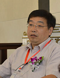 卫生部医药卫生科技发展中心主任李青