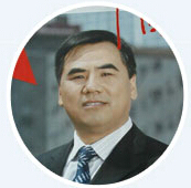 现代管理大学理事长杨广泽照片