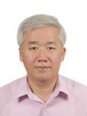 国立台南大学数字学习科技学系教授林奇贤