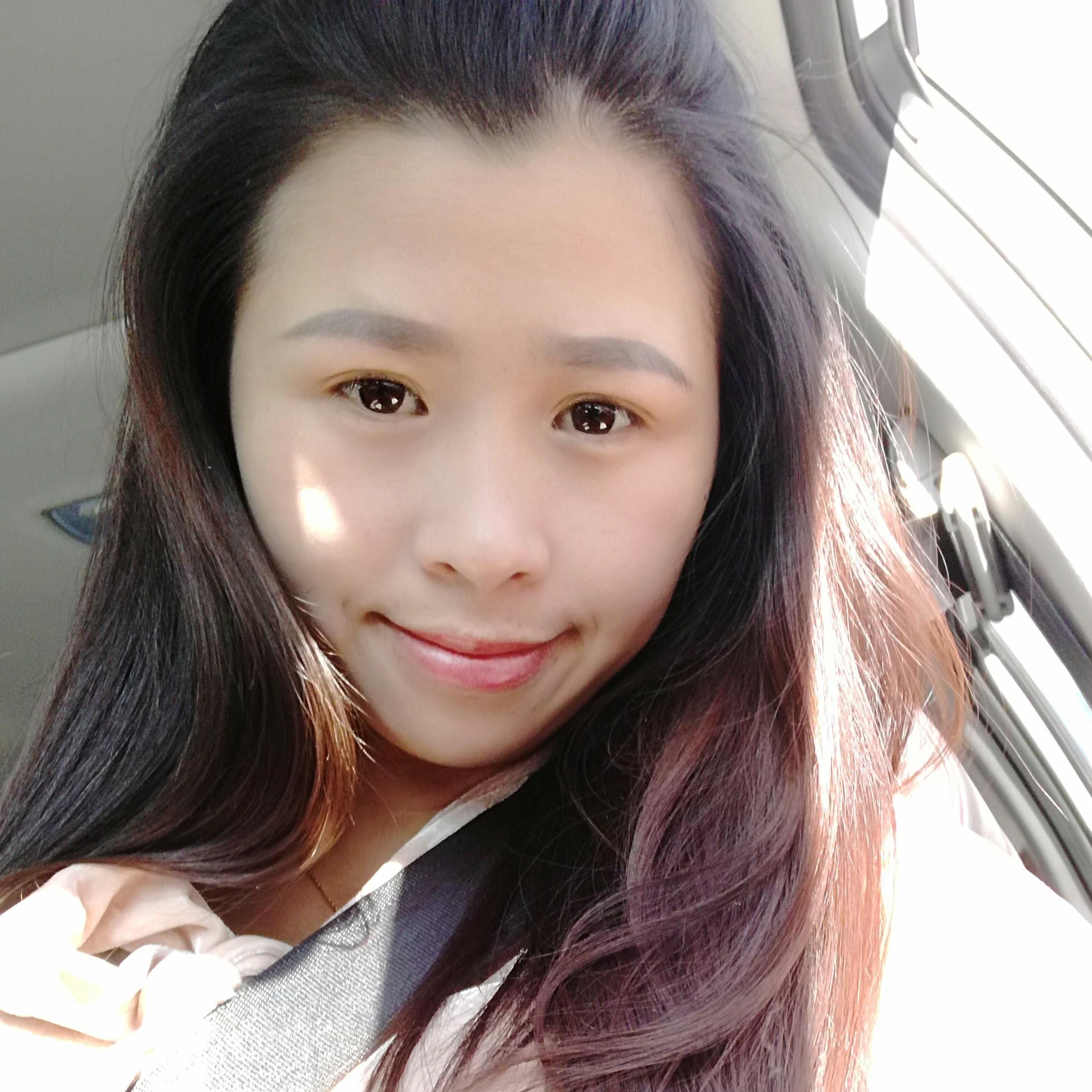 安徽省阜阳喜来乐商贸有限公司经理朱巧云照片