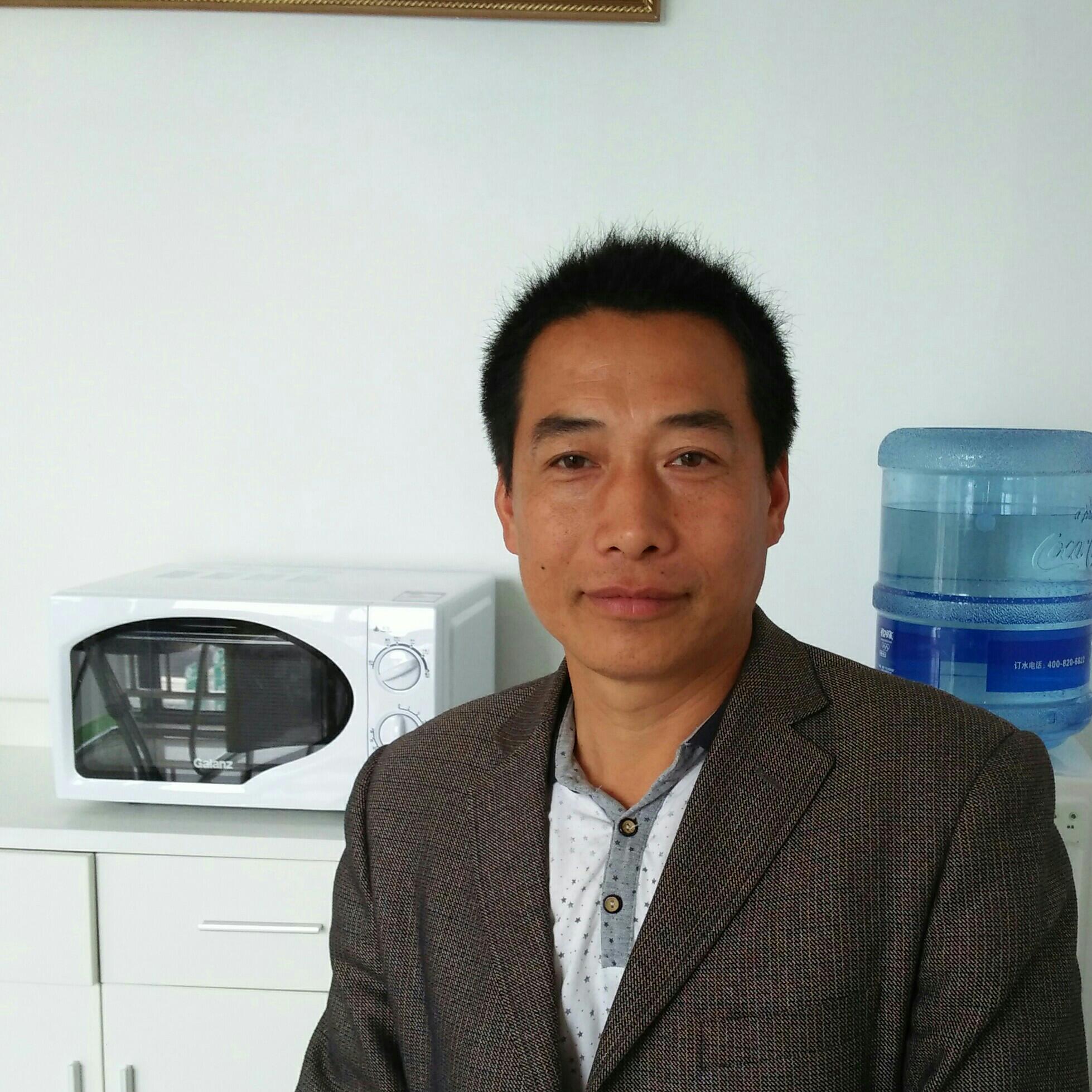 上海顶淳食品有限公司总监张顺贵照片