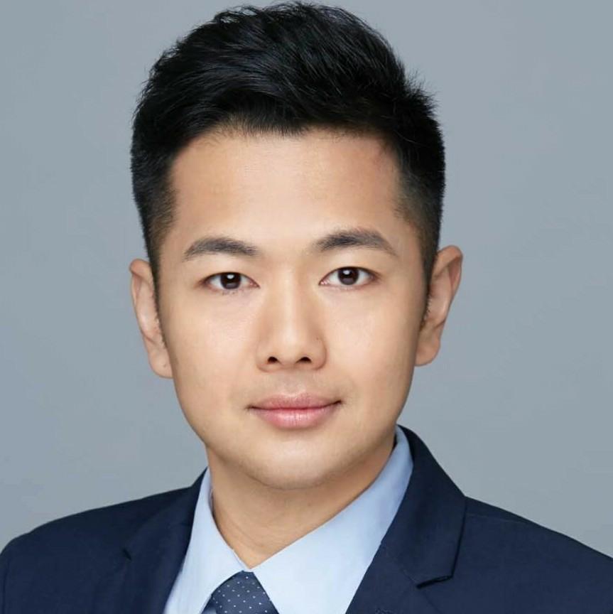 糗事百科经理高启华照片