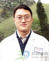 四川大学华西医院心理卫生中心副主任况伟宏