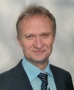 德国奥尔登堡大学教授 Sergej Fatikow 