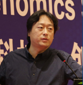 中国农业大学教授农学院作物基因组学与生物信息学系系主任王向峰