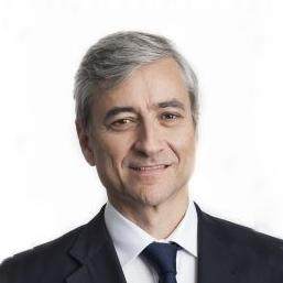 微软公司执行副总裁 全球销售市场营销和业务运营总裁让?菲力浦?古德华