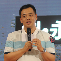 上海国际汽车城发展有限公司执行总经理徐健