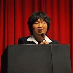 山东杜郎口中学副校长张代英