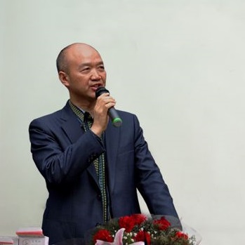 深圳市水务规划设计院     副院长/教高朱闻博
