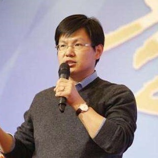 天津市松正电动汽车技术股份有限公司副总裁宁国宝照片