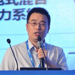 郑州宇通客车股份有限公司新能源汽车技术总监李飞强照片