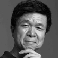 广州美术学院工业设计学院教授、硕士研究生导师童慧明