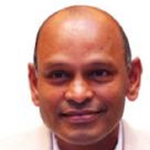 新加坡国立大学纳米纤维和纳米技术中心主任Seeram Ramakrishna