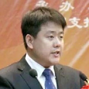 华师教育研究院院长房涛