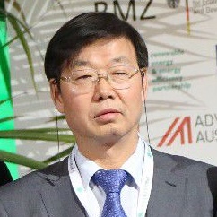联合国工业发展组织太阳能中心主任喜文华
