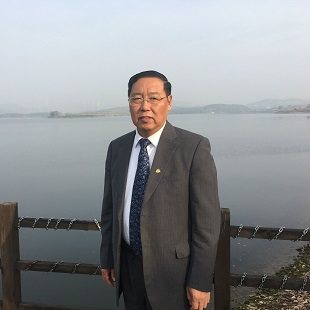 北京中医药大学教授张贵君