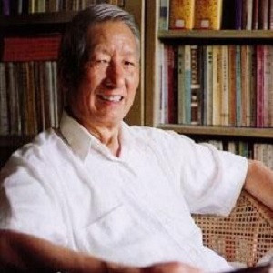 武汉大学中国周易研究会首任会长唐明邦