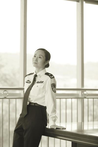 四川省女子监狱监狱长毛新照片