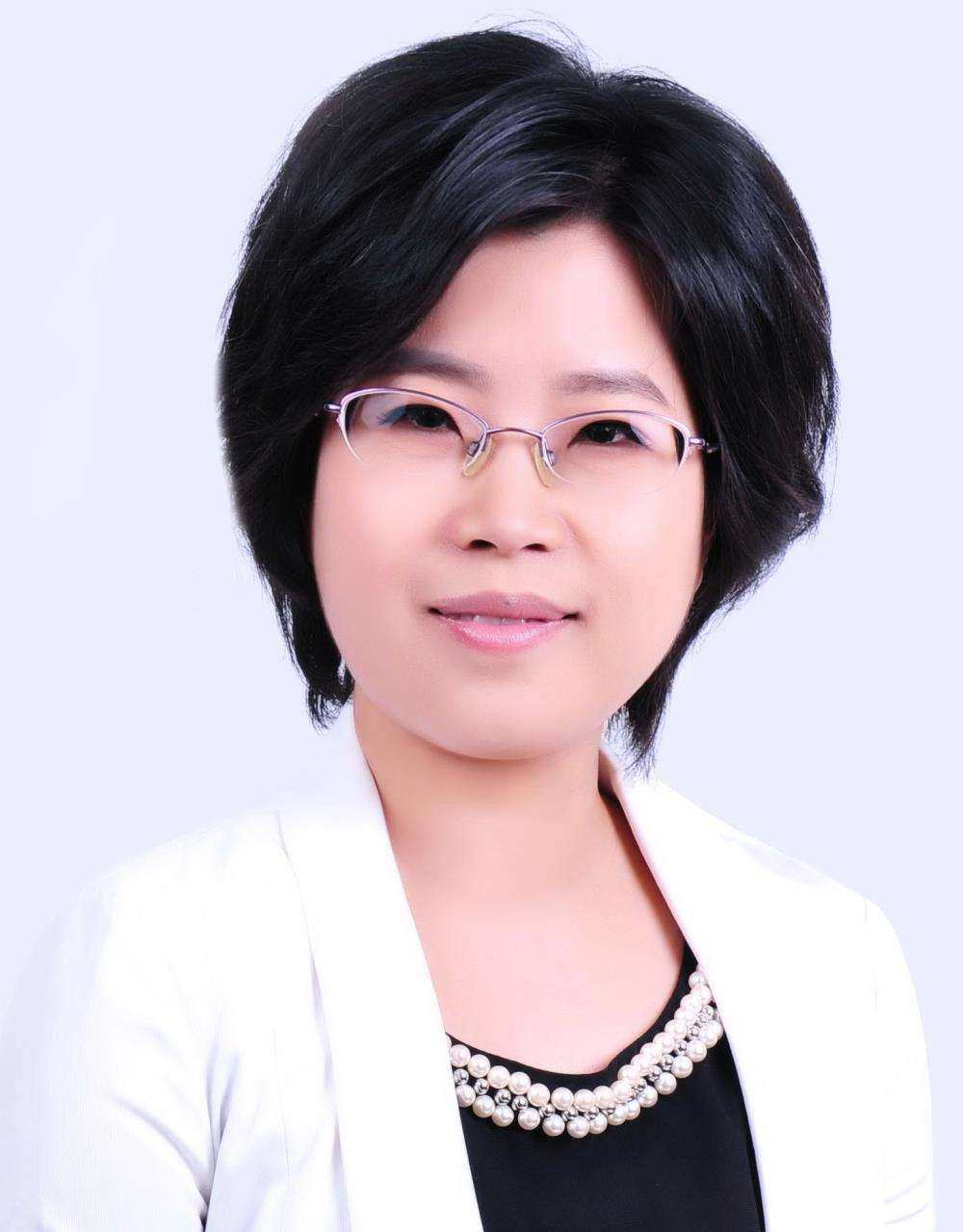 凤凰网特邀嘉宾贾萌