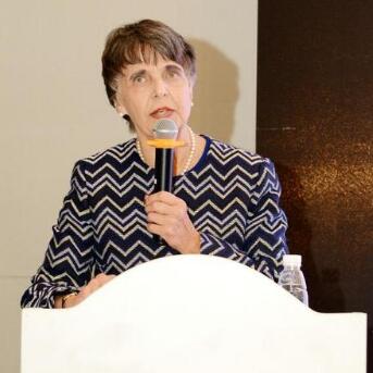 ACS副执行董事Marilyn照片