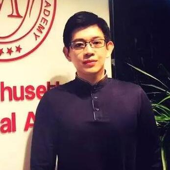 麻省国际学院副院长王尚钧照片