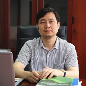 中国人民大学财政金融学院教授吴德胜照片