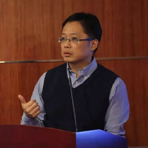 山东大学齐鲁医院神经外科副主任医师黄齐兵