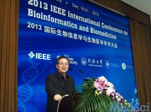  清华大学信息国家实验室生物信息学研究部副主任李梢