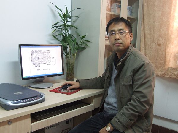 内蒙古农业大学动物医学院中兽医教授杨英