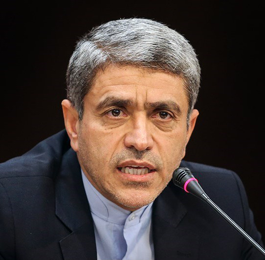 Iran经济事务和财政部长Ali Tayebnia