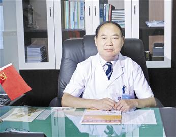 四川省宜宾市第一人民医院院长谢明均照片