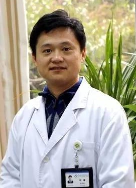 重庆医科大学附属第一医院药剂科主任药师邱峰照片