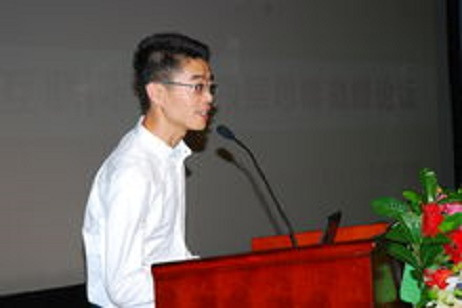 武汉理工大学副教授梁新宇