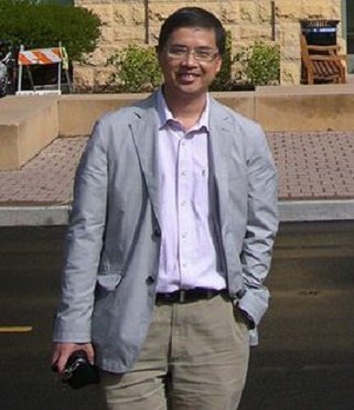 浙江大学化学系教授邬建敏